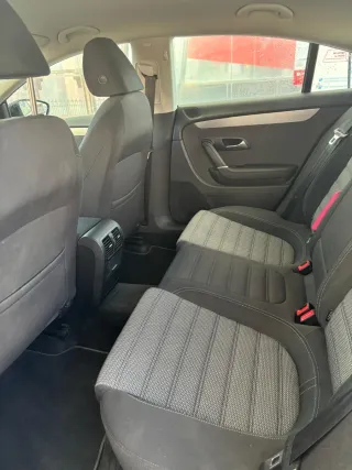 Volkswagen Passat CC 2010