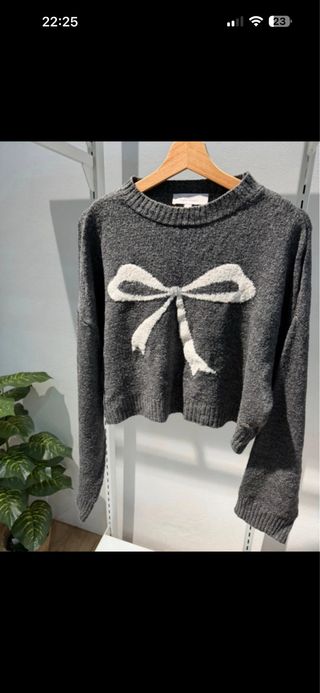 Camisola Pull&Bear cinza com laço