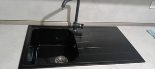 Cucina grigia in legno - 2 anni