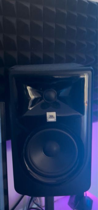 Monitores Estudio JBL 305P MKII + Soportes