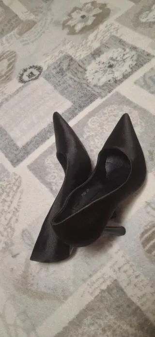 Décolleté nere effetto satin tg. 37