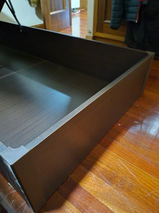 Canapé abatible marrón