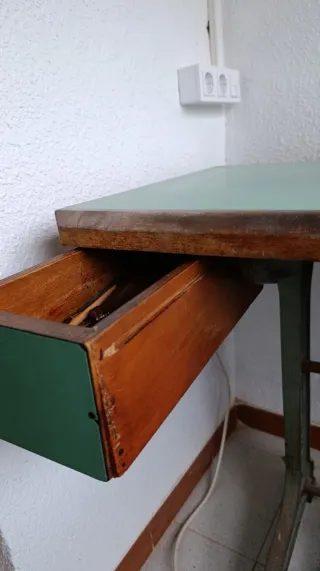 Máquina de coser Refrey