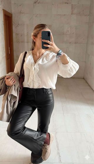 Pantalones negros de cuero