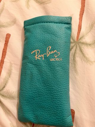 Gafas de sol multicolor y turquesa