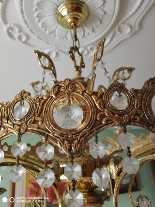 Lámpara araña vintage dorada cristal