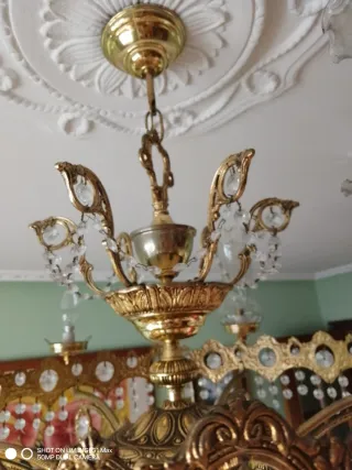 Lámpara araña vintage dorada cristal