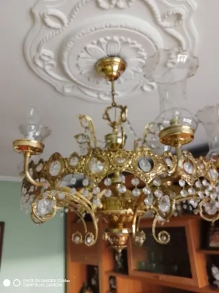 Lámpara araña vintage dorada cristal