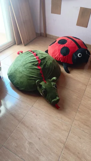 2 Pouf Gonfiabili per Bambini (Drago e Farfalla)