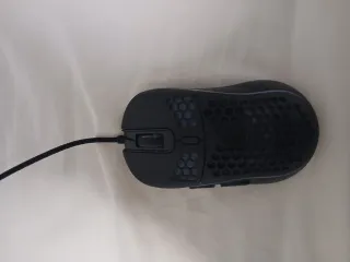 Ratón Gaming Negro con Diseño de Panal