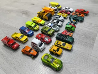 Lote 30 coches de juguete variados