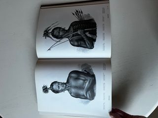 Enciclopedia visual indumentaria the Pepin press