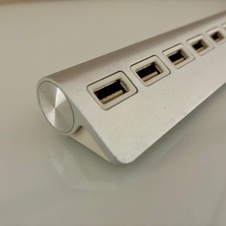 Hub USB 8 Puertos Plata
