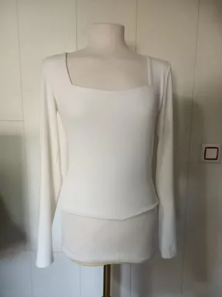 Blusa blanca elástica
