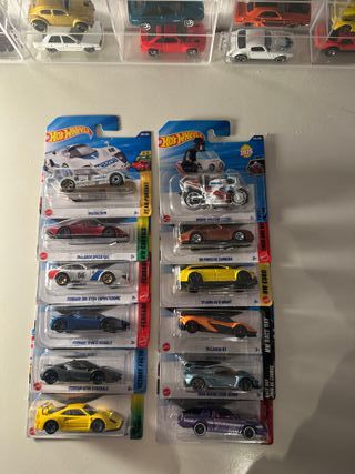 MEGA PAK HOT WHEELS 12 COCHES.