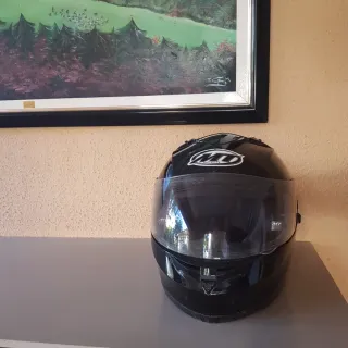 Casco de moto MT negro