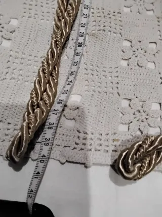 Borla para cortina beige