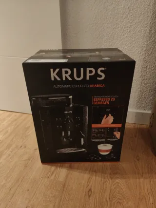 Cafetera Krups EA81K8 Essential Negra SIN ESTRENAR