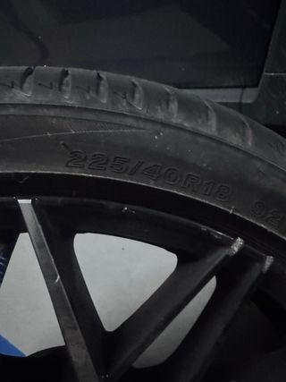Llantas de aleación BMW + neumáticos