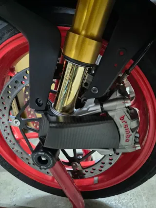 Aprilia Tuono factory V4 2022