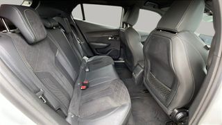 Peugeot 2008 PureTech 155 S&S GT EAT8 115 kW (155 CV)