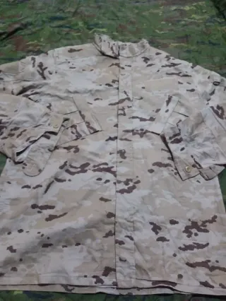 Uniforme 4L arido (color pixelado)