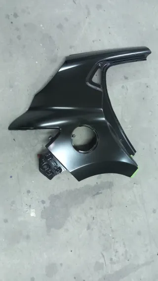 Aleta trasera derecha Clio IV 2018