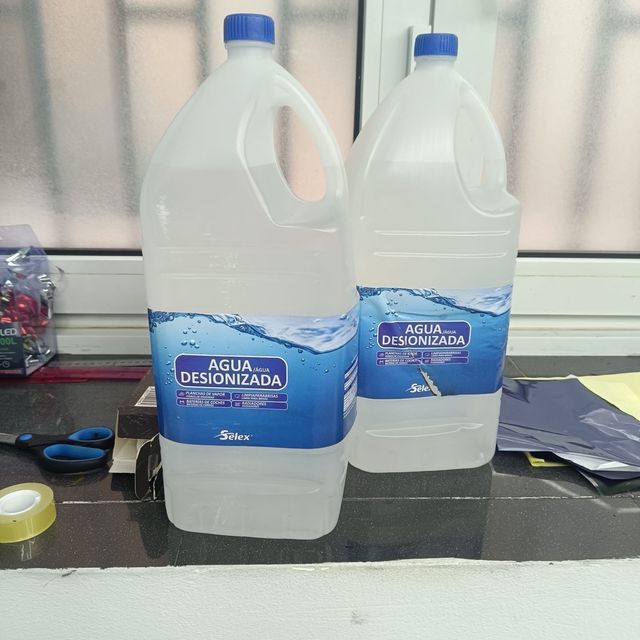 8 Garrafas Agua Desionizada 5L