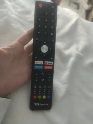 TDSystems TV Negra 32'