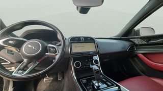Jaguar XE 2.0D I4 R-Dynamic S RWD AT 184 kW (250 CV)