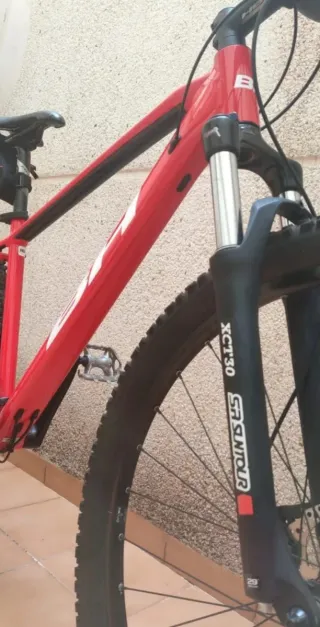 Bicicleta BH Roja