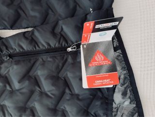 Plumas Columbia Mujer Talla XS Negra sin estrenar