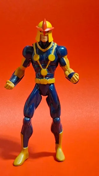 Figura Marvel Nova