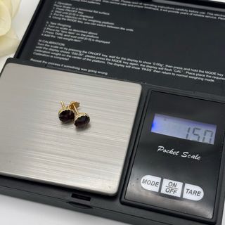 Pendientes de oro 18kt con piedra roja