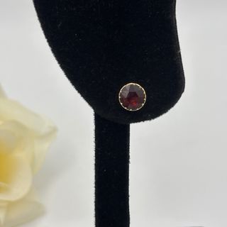 Pendientes de oro 18kt con piedra roja