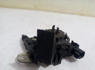 141305 4895285 cerradura capot ford focus business