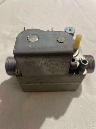 Válvula Gas Siemens caldera Intergas VGU76S