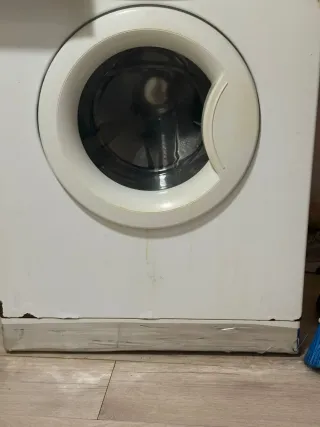 Lavadora Blanca Carga Frontal