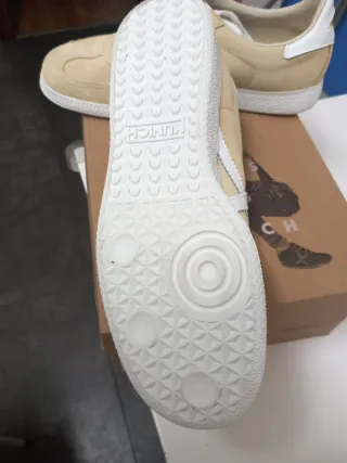 Deportivas Munich Beige Mujer Talla 39