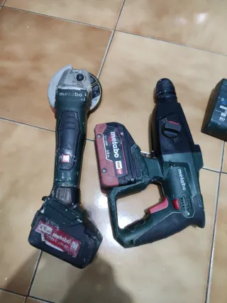 Amoladora y Martillo Percutor Metabo