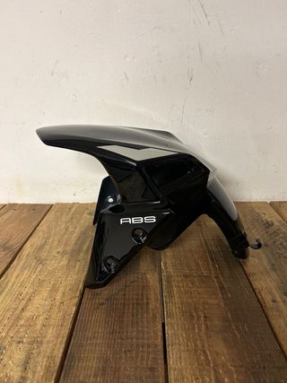 Guardabarros Kawasaki Z900 2023