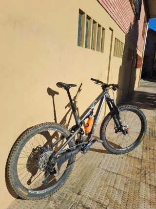 Bicicleta Enduro Commencal SX V4 2024