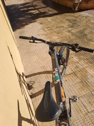 Bicicleta Enduro Commencal SX V4 2024