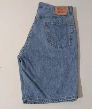 Bermuda tejana Levi's W36