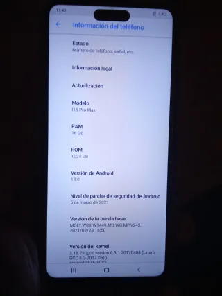 i15 pro max 16 GB RAM 1TB prácticamente nuevo