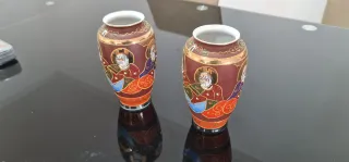 Jarrón de porcelana japonés