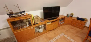 Mueble salón y mesa 4 sillas, TV Sony opcional