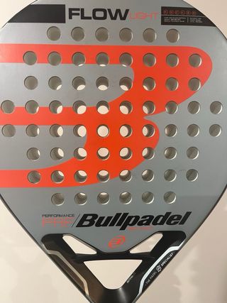 Pala Bullpadel Flow Light