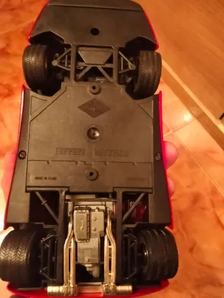 Maqueta Coche Rojo Ferrari escala 1,18