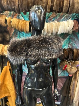 Collo di pelliccia marrone